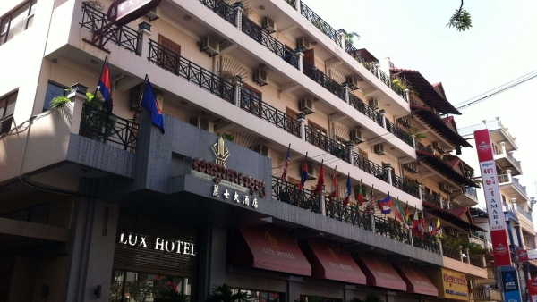 Lux Riverside Hotel